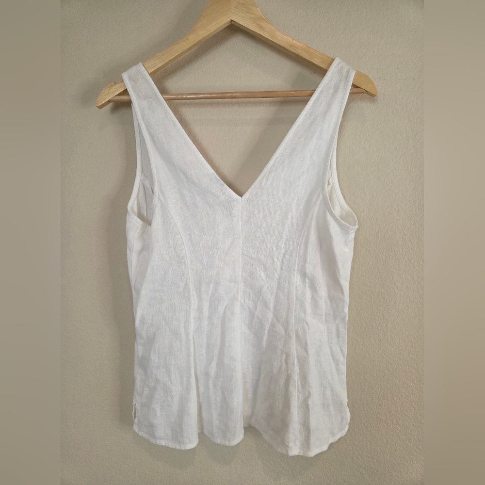White Sleeveless Tie-Front Top - Picture 2 of 2